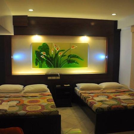 Jj Midcity Inn Tabaco Екстериор снимка